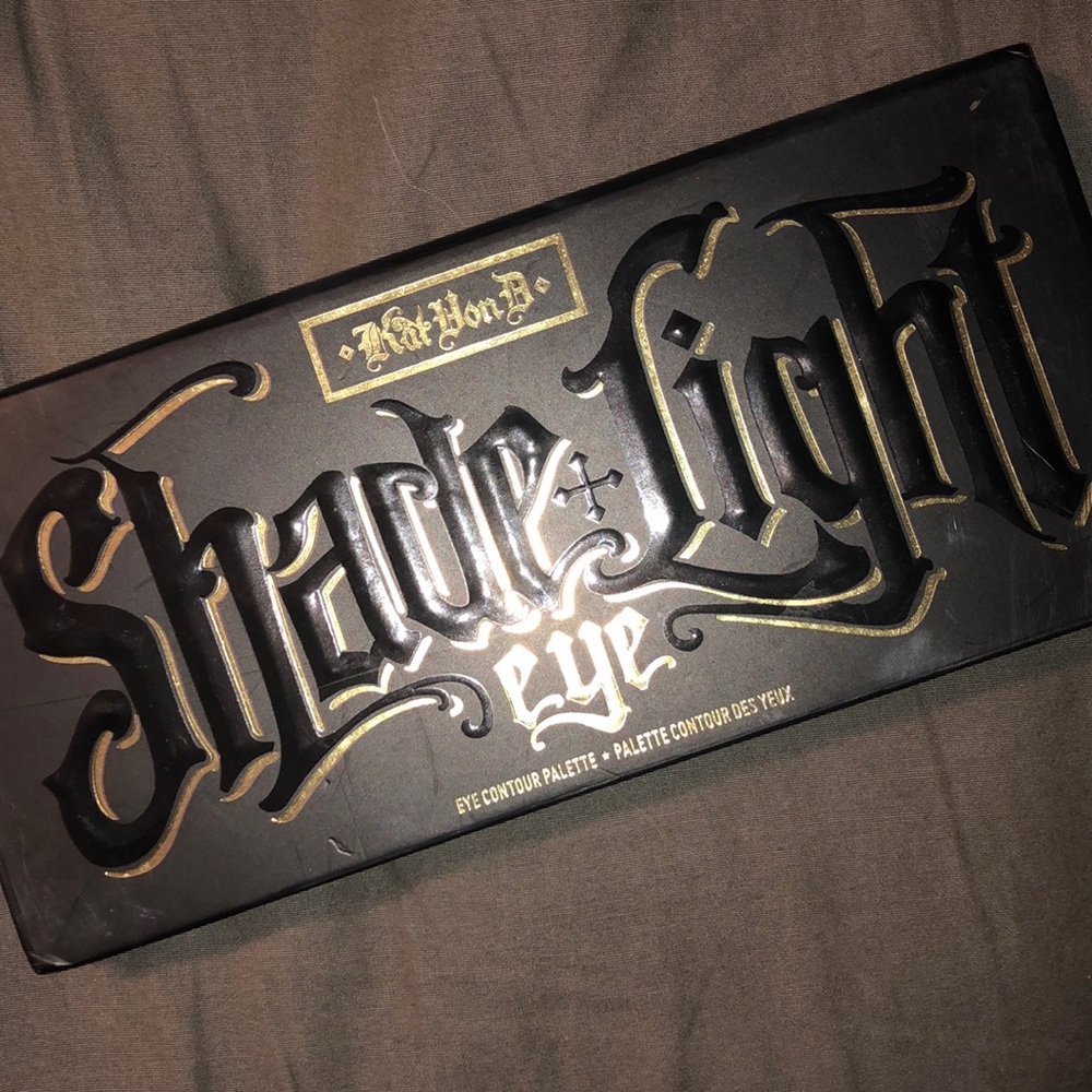 Kat Von D eye contour palette